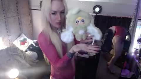 halovalentine online show from 22, 4, 2026