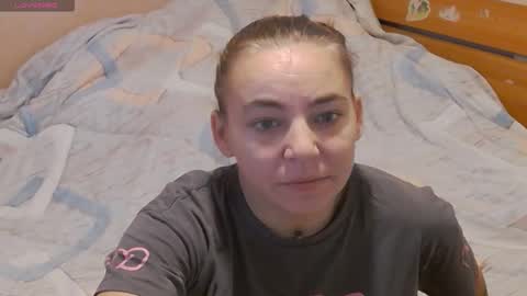 Snapshot of halseysmith chatting on 11, 11, 2025 HalseySmith online show from 11, 11, 2025