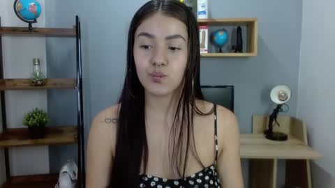 Snapshot of hanah_greey chatting on 3, 12, 2024 HANAH online show from 3, 12, 2024