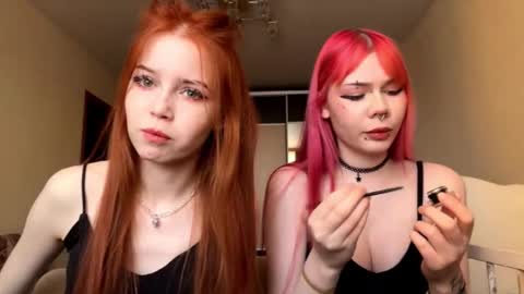 Snapshot of hananocha chatting on 4, 2, 2026 Tori and Asuna online show from 4, 2, 2026