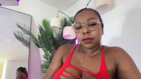 Snapshot of hanarousee chatting on 5, 7, 2026 Twtter Onlyfns HanaRousee online show from 5, 7, 2026