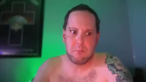 Snapshot of hand_banana_420 chatting on 12, 10, 2025 hand_banana_420 online show from 12, 10, 2025