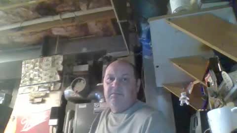 naked man online show from 22, 10, 2025