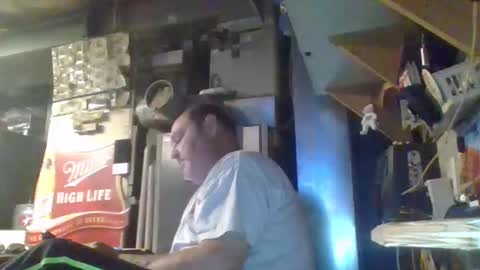 naked man online show from 5, 11, 2025