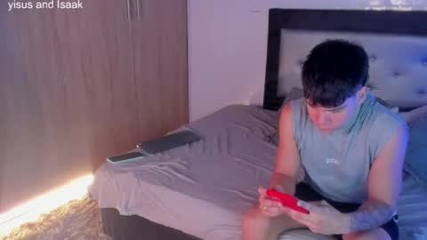 handsome_boys69 online show from 27, 4, 2026