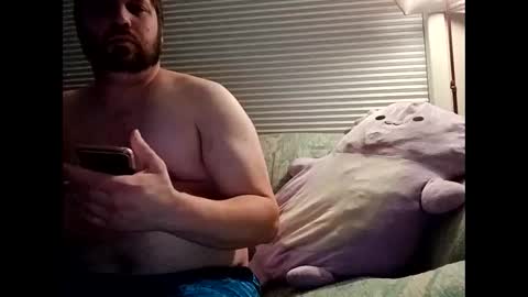 handsomedaddy198923 online show from 2, 11, 2025