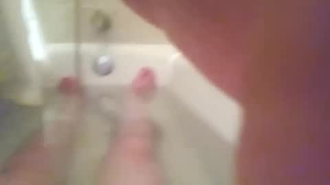 handsumload_11 online show from 13, 1, 2025