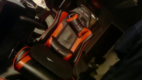 Snapshot of handyman5303 chatting on 5, 1, 2025 Handystudman online show from 5, 1, 2025