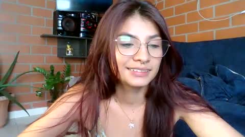 Snapshot of hanna_beily chatting on 13, 2, 2025 hanna online show from 13, 2, 2025