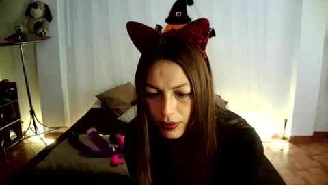 Hanna charming online show from 19, 10, 2025
