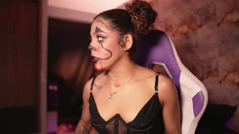 Snapshot of hanna_chris chatting on 29, 10, 2025 HANNA online show from 29, 10, 2025