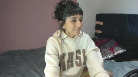 Hanna clark online show from 8, 6, 2026