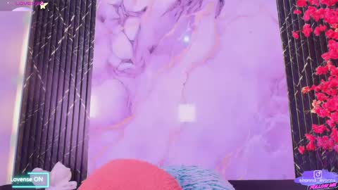 Snapshot of hanna_evanns_ chatting on 5, 5, 2026 Hanna online show from 5, 5, 2026
