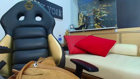 hanna_lamber online show from 6, 2, 2025