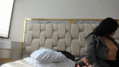 Hanna lens online show from 11, 1, 2026