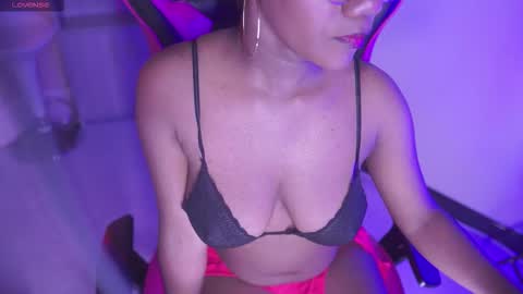 Snapshot of hanna_pierce chatting on 26, 9, 2025 Hanna online show from 26, 9, 2025