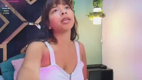 HANNA Y SEBAS online show from 11, 7, 2026