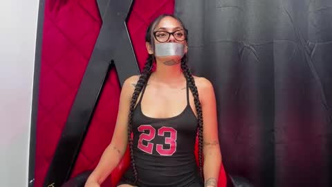 Snapshot of hanna_slut chatting on 5, 1, 2025 EVA online show from 5, 1, 2025