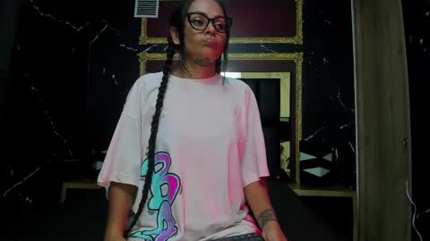 Snapshot of hanna_slut chatting on 9, 1, 2025 EVA online show from 9, 1, 2025