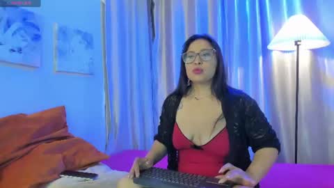 hannabackerr online show from 15, 7, 2026