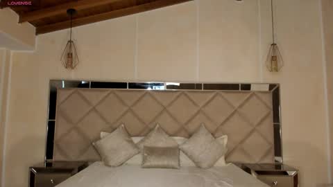  Hanna Connor  online show from 22, 12, 2025