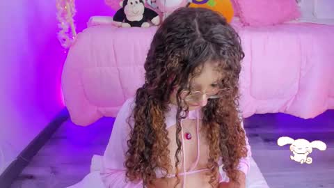 Snapshot of hannacutegod chatting on 28, 11, 2025 hannacutegod online show from 28, 11, 2025