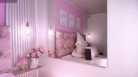 hannadanniels online show from 10, 3, 2026