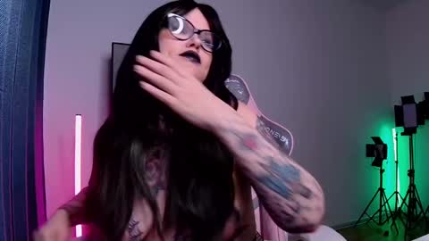 Hannah online show from 1, 2, 2025