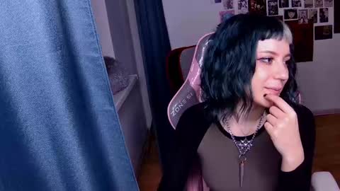 Hannah online show from 12, 3, 2025