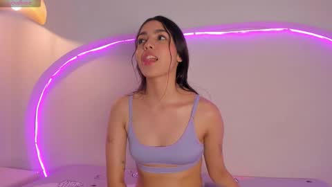 hannah_jet online show from 12, 1, 2026