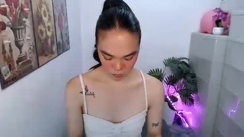 Snapshot of hannahforyou chatting on 6, 5, 2026 HANNAH online show from 6, 5, 2026