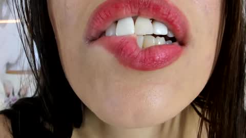 Hannahill69 online show from 13, 1, 2025