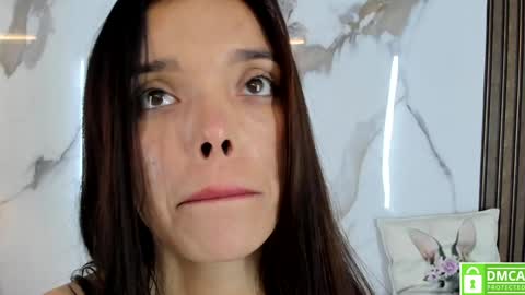 Hannahill69 online show from 4, 2, 2025