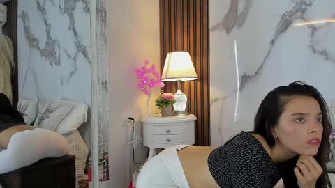 Hannahill69 online show from 12, 2, 2025