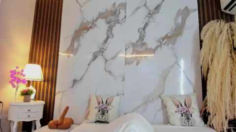 Hannahill69 online show from 3, 3, 2025