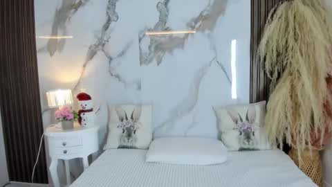 Hannahill69 online show from 17, 12, 2025