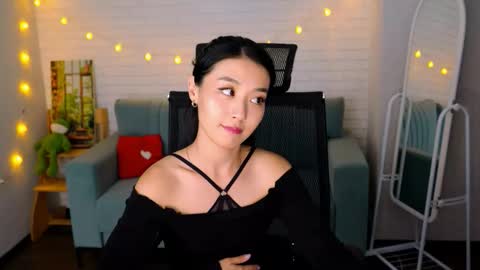 hannarosie online show from 8, 9, 2025