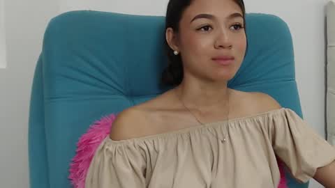 Snapshot of hantonella chatting on 2, 1, 2025 Anto online show from 2, 1, 2025