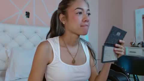 Snapshot of hantonella chatting on 13, 10, 2025 Anto online show from 13, 10, 2025