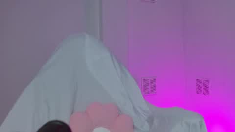 Snapshot of hantonella chatting on 31, 10, 2025 Anto online show from 31, 10, 2025