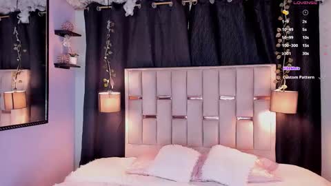 Snapshot of hanzking01 chatting on 18, 11, 2025 Hanzking01 online show from 18, 11, 2025