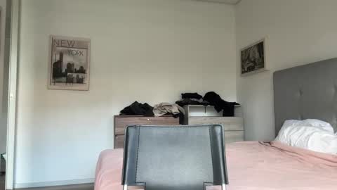 Snapshot of hanzlagerfelt chatting on 2, 10, 2025 hanzlagerfelt online show from 2, 10, 2025