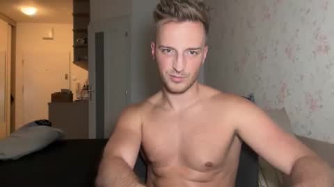 Snapshot of hanzlagerfelt chatting on 9, 11, 2025 hanzlagerfelt online show from 9, 11, 2025