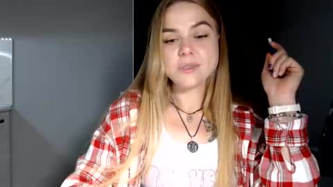 Snapshot of happy_fox_ chatting on 8, 7, 2026 happy_fox_ online show from 8, 7, 2026