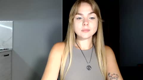 Snapshot of happy_fox_ chatting on 3, 8, 2026 happy_fox_ online show from 3, 8, 2026