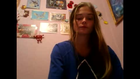 happyemily  online show from 17, 11, 2025