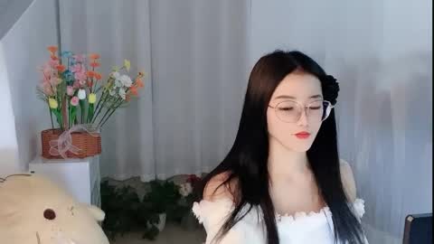 Daisy online show from 10, 4, 2026