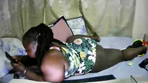 happysonia online show from 15, 4, 2026