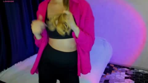 Stephanie online show from 21, 12, 2024