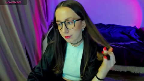 Stephanie online show from 25, 2, 2026